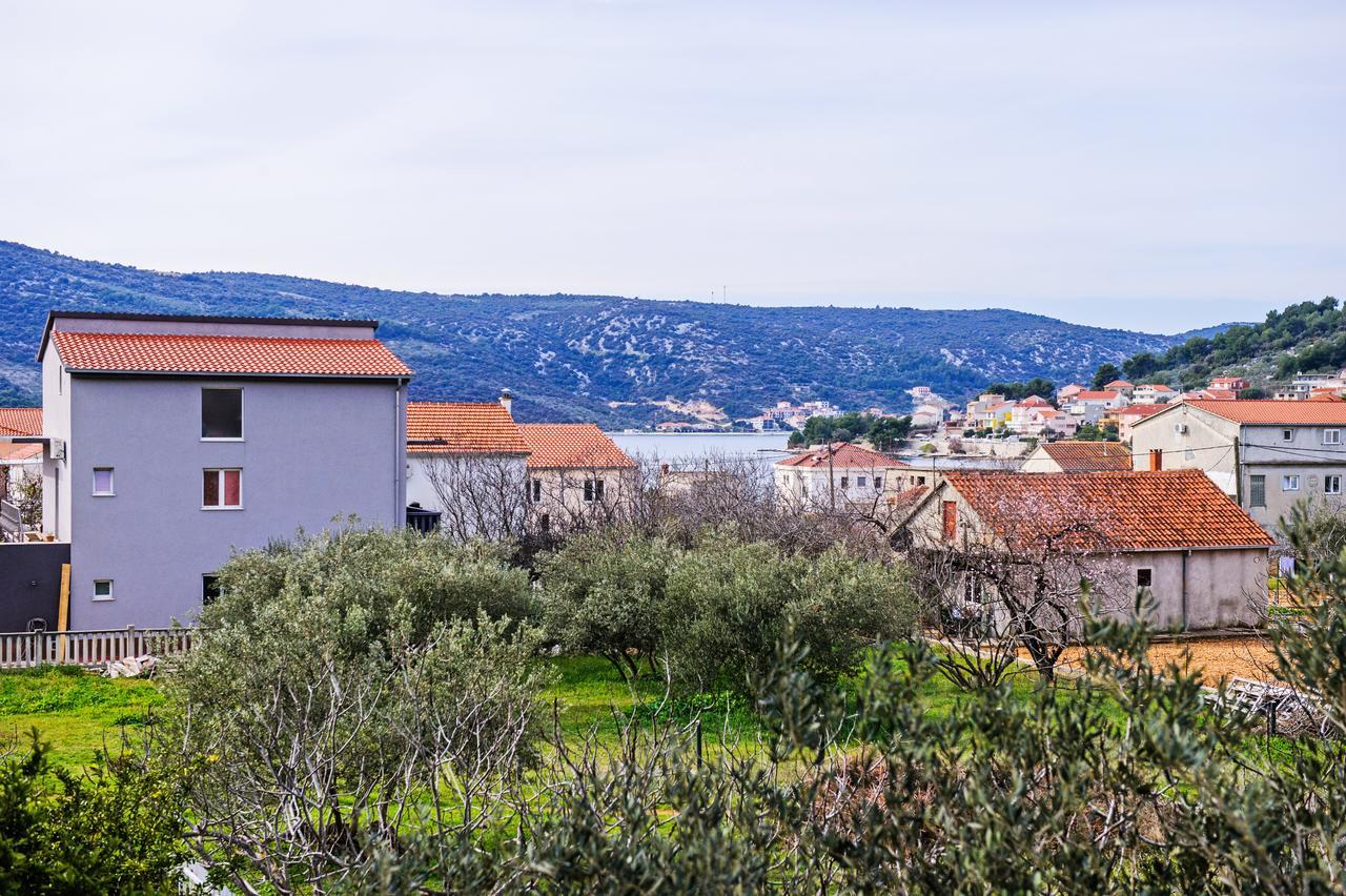 Apartments Mila Marina Εξωτερικό φωτογραφία