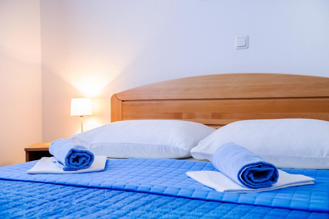 Apartments Mila Marina Εξωτερικό φωτογραφία