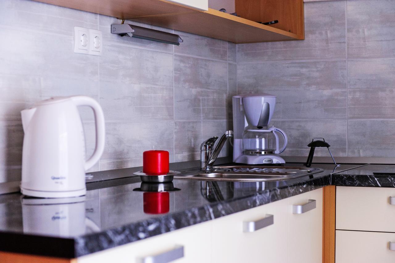Apartments Mila Marina Εξωτερικό φωτογραφία